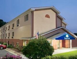 Days Inn By Wyndham Torrington Exteriér fotografie